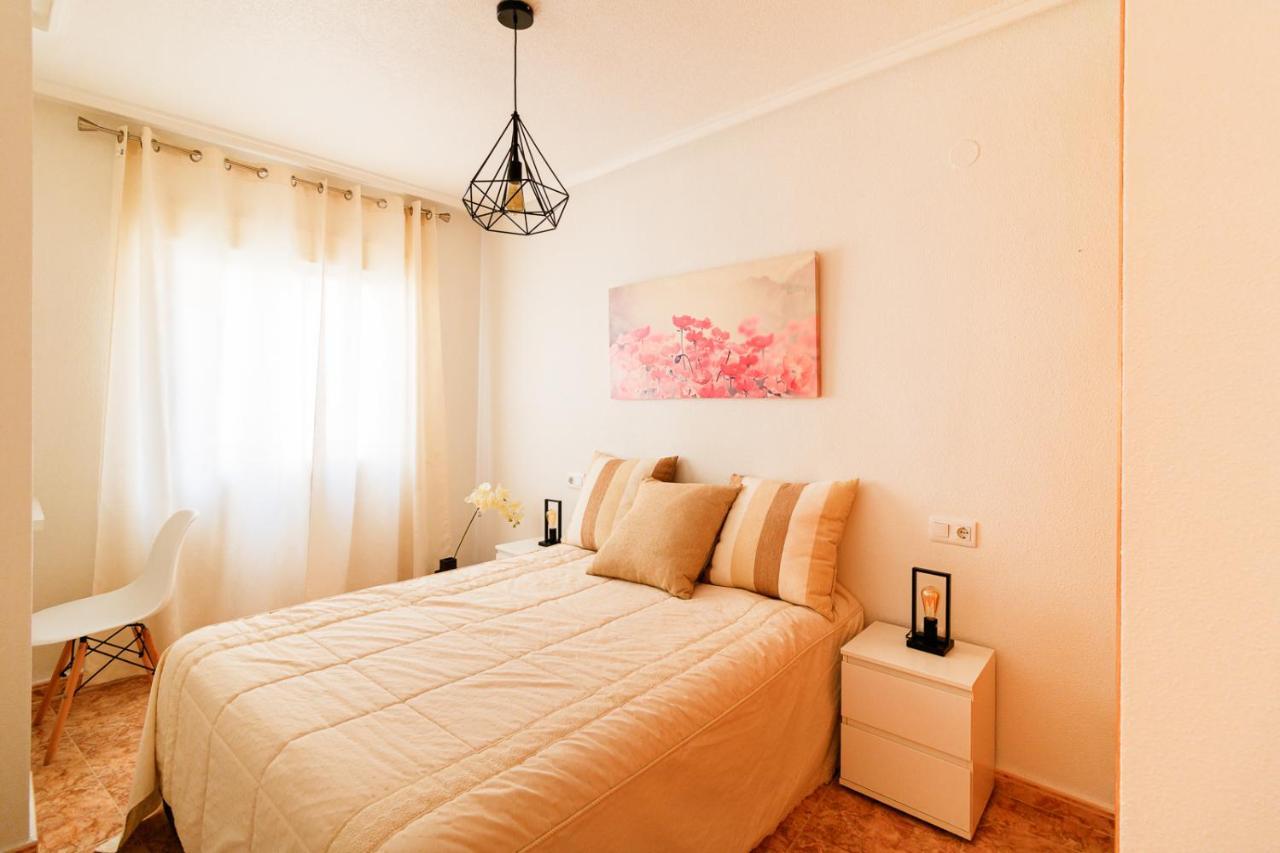 Sunny Delight Granfield A105 Apartman Torrevieja Kültér fotó