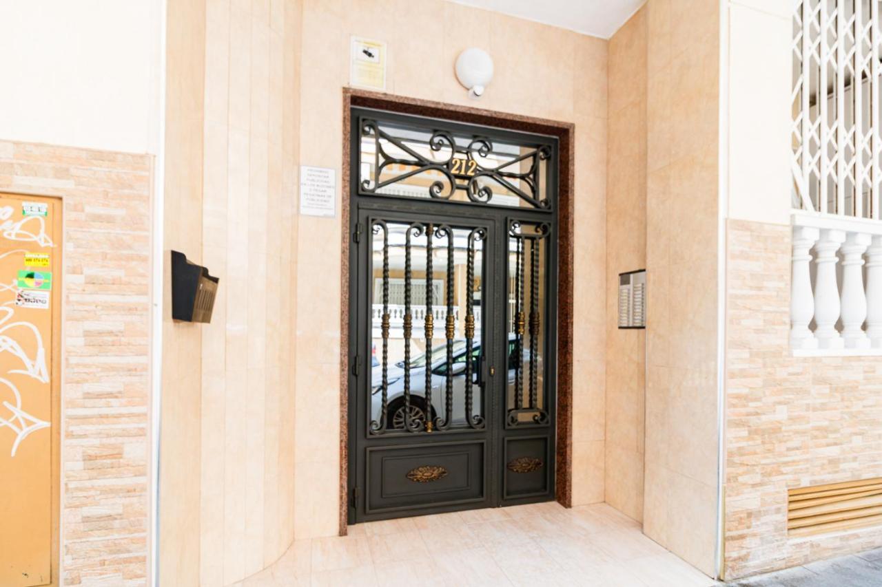 Sunny Delight Granfield A105 Apartman Torrevieja Kültér fotó